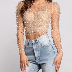 NWT EMBELLISHED TOP